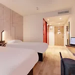 Lillenium Eurasante Отель 3*