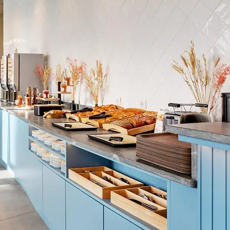 Lillenium Eurasanté Hotel 3*