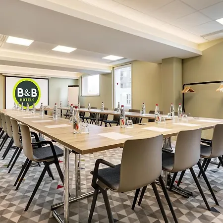 Lillenium Eurasanté Hotel 3*