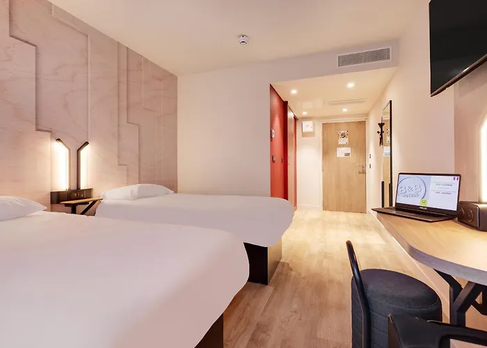 Lillenium Eurasanté Hotel 3*