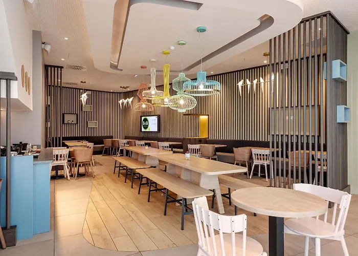 Hotel Lillenium Eurasanté 3*