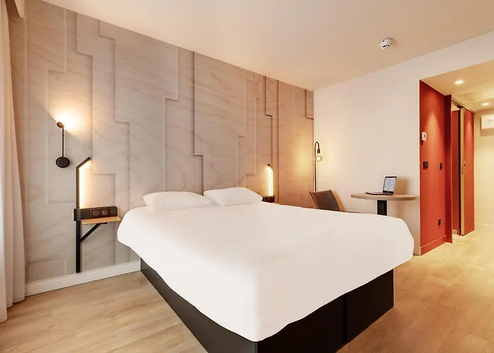 Hotel Lillenium Eurasanté 3*